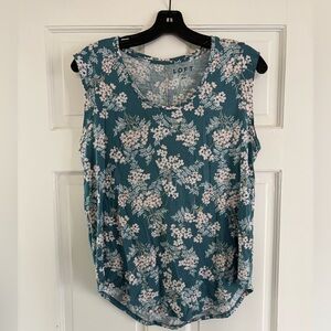 Maternity loft shirt